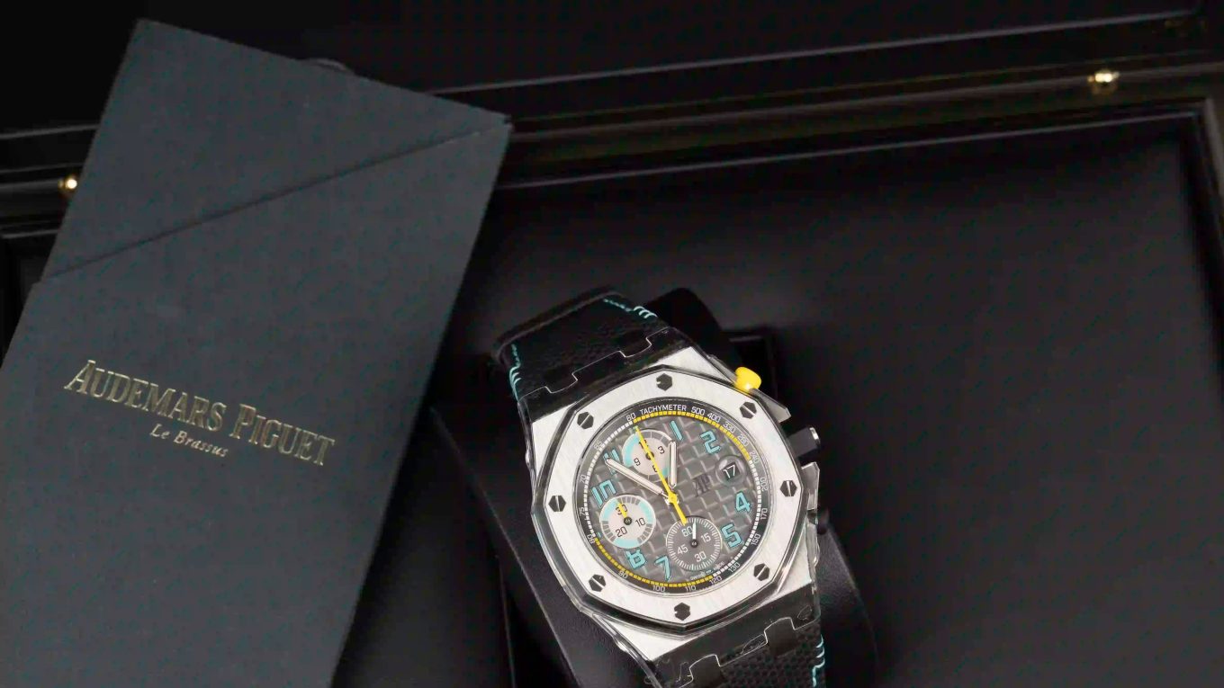Tips To Spot An Authentic Luxury Watch From A Convincing Fake